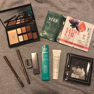 6 item makeup bundle +2 shampoo/conditioner